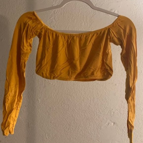 Grass Fields Yellow Off Shoulder Elastic Bottom Hem Crop Top 14 NIB - Picture 2 of 4